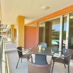 Sunny Family Apartmán Sluneční pobřeží